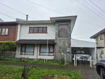 Casa en arriendo mensual en Se Arrienda Casa Cerca del Centro. Osorno - 4 dormitorios, 2 baños