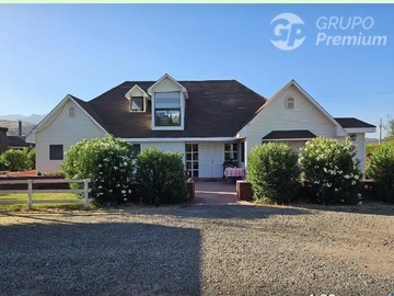 Casa en venta en Un paraiso para vivir en familia y compartir con amigos, Lampa - 4 dormitorios, 5 baños