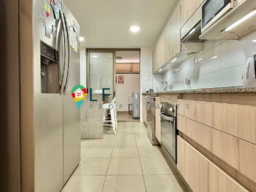 Casa en arriendo mensual en Moderna y Acogedora en Entorno Tranquilo (130614), Huechuraba - 3 dormitorios, 3 baños