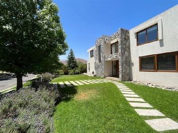 Casa en venta en Las brisas de Chicureo, Colina - 4 dormitorios, 4 baños