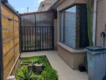 Casa en arriendo mensual en Amplia Casa 3 Dormitorios, aire acondicionado (182692), Santiago - 3 dormitorios, 2 baños