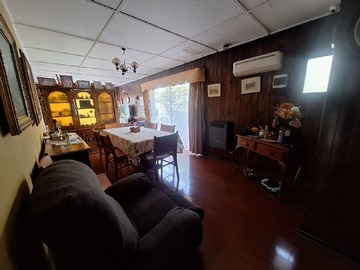 Casa en venta en colon 8187, La Cisterna - 5 dormitorios, 2 baños