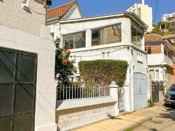 Casa en venta en ¿Buscas invertir en un hostal centrico? (173112), Viña del Mar - 5 dormitorios, 3 baños