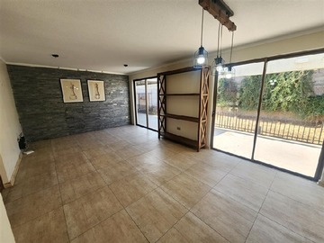 Casa en venta en Condominio Las Candelarias, El Remanso de Chicureo, Colina - 2 dormitorios, 2 baños