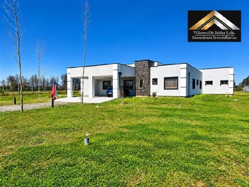 Casa en venta en Camino a Pinto - Chillán, Chillán - 4 dormitorios, 4 baños