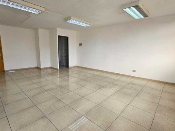 Oficina en arriendo mensual en Oportunidad! Se entrega recien pintada! (178426), Santiago - 1 baño