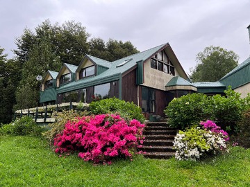 Casa en venta en En venta casa de 6 dormitorios Puerto Varas (70062), Puerto Varas - 6 dormitorios, 7 baños