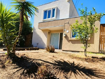 Casa en venta en Los montes 505 alto el manzano, Til til - 3 dormitorios, 3 baños