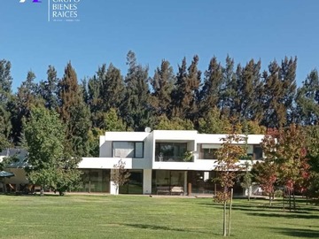 Casa en venta en REBAJADA Casa 2 pisos 450/5.200mt2 cond. Buin (169041), Buin - 6 dormitorios, 4 baños