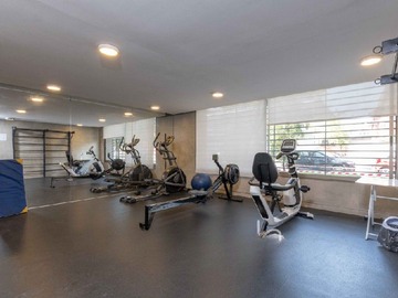 Departamento en venta en Avenida España 800, Santiago, Región Metropolitana de Santiago 8320000, Chile, Santiago - 1 dormitorio, 1 baño