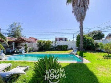 Casa en venta en Preciosa casa en vta en quilpue, Quilpué - 4 dormitorios, 4 baños