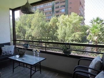Departamento en venta en Inversión Ideal en Zona de Alta Demanda (167679), Vitacura - 4 dormitorios, 3 baños