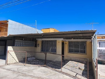 Casa en venta en Entre alonso de ercilla y arauco, Calama - 3 dormitorios, 2 baños