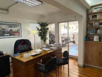 Local Comercial en arriendo mensual en Francisco Bilbao, Providencia - 3 baños