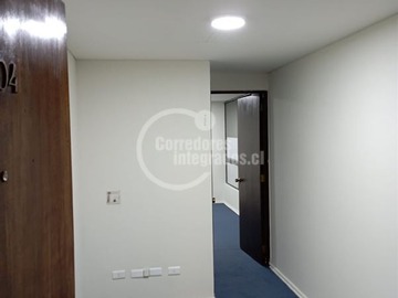 Oficina en arriendo mensual en La Concepcion con Providencia, Providencia - 1 dormitorio, 1 baño