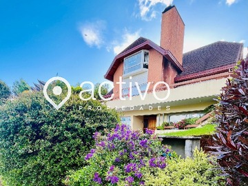 Casa en venta en Valdivia, Isla Teja, Valdivia - 5 dormitorios, 4 baños