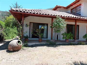 Parcela en venta en La Peña - (15 Hectáreas)Las Palmas Quebrada Alvarado, Olmué - 6 dormitorios, 4 baños