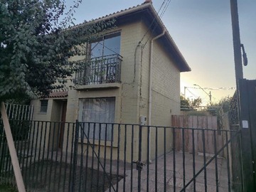 Casa en venta en Se vende casa 3d/2b/2est/maipu (153200), Maipú - 3 dormitorios, 2 baños