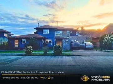 Casa en venta en Casa Remodelada Sector Los Arrayanes Puerto Varas (172530), Puerto Varas - 5 dormitorios, 5 baños