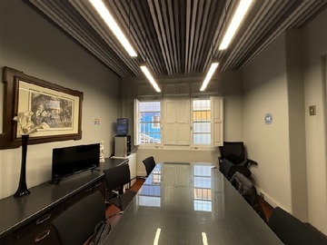 Oficina en venta en Oficina comercial cercano a Parque Bustamante, metro Baquedano e Irarrazabal, Providencia - 4 dormitorios, 2 baños