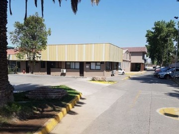 Oficina en arriendo mensual en Quilin // Municipalidad de Macul, Macul - 12 dormitorios, 8 baños