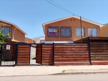 Casa en venta en Amplia Casa Calle Juan de Dios Salas, Lampa - 3 dormitorios, 1 baño