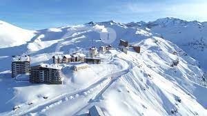 Departamento en venta en Camino Valle Nevado, Lo Barnechea - 5 dormitorios, 3 baños