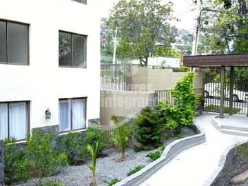 Departamento en venta en Lastra -Quincheros, Lo Barnechea - 3 dormitorios, 2 baños