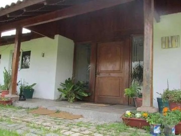 Casa en venta en Condominio los ciruelos de calera de tango - Autopista del sol, Calera de Tango - 4 dormitorios, 3 baños