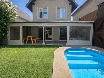 Casa en venta en Casa en Condominio | 4D+Potencial 5D+Home Office (175014), Peñalolén - 4 dormitorios, 3 baños