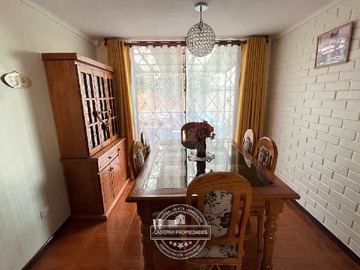 Casa en venta en Santa Clara, La Florida - 3 dormitorios, 2 baños