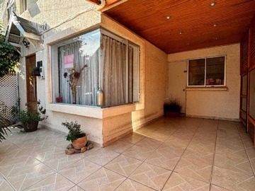 Casa en venta en Venta Casa calle Holanda | Maipú | $143MM (177040), Maipú - 5 dormitorios, 3 baños