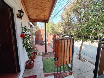 Casa en venta en cercano a mall tobalaba (98559), Puente Alto - 3 dormitorios, 2 baños