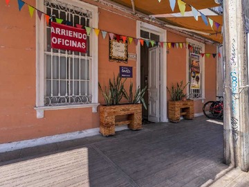 Oficina en arriendo mensual en Espaciosa Oficina con Excelente Conectividad (165248), Iquique
