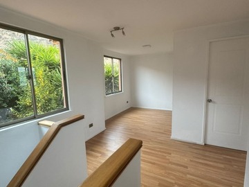 Casa en venta en Condominio apacible ii, ciudad de los valles, Pudahuel - 3 dormitorios, 3 baños