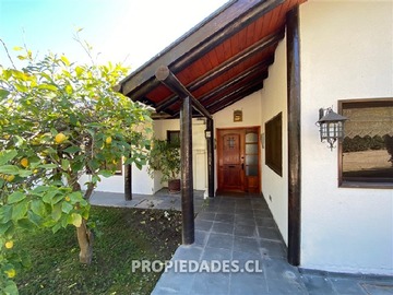 Casa en venta en Sector El Manzano, Lago Rapel, Las Cabras - 5 dormitorios, 3 baños