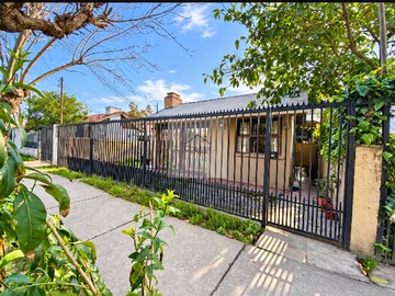 Casa en venta en Casa con Depto interior / Oportunidad (183008), Pedro Aguirre Cerda - 3 dormitorios, 2 baños
