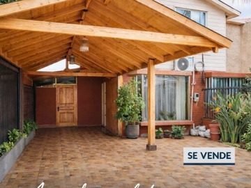 Casa en venta en Segunda transversal con ignacio carrera pinto, Padre Hurtado - 3 dormitorios, 2 baños