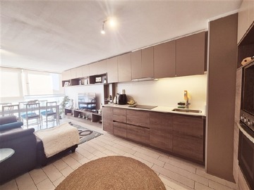 Departamento en arriendo mensual en Irarrázaval, metro Ñuñoa, Ñuñoa - 2 dormitorios, 2 baños