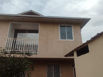 Casa en arriendo mensual en Arriendo las Gardenias Micro Barrio, Larapinta, Lampa. - 4 dormitorios, 3 baños