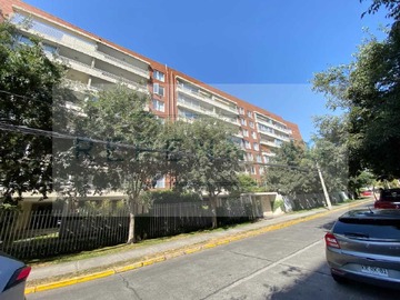 Departamento en venta en Metro Hernando de Magallanes (140803), Las Condes - 2 dormitorios, 2 baños