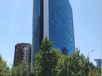 Local Comercial en arriendo mensual en Alonso de Córdova con Cerro El Plomo, Las Condes - 1 baño