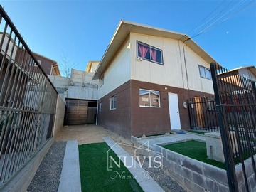 Casa en venta en calle limache, Villa Alemana - 2 dormitorios, 1 baño