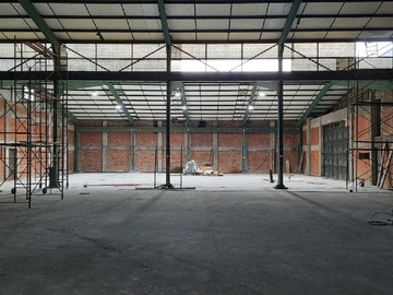 Bodega en venta en Bodega 2400 M2+4B+20E+subterraneo, Chillan (153549), Chillán