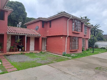 Casa en arriendo mensual en Fuenzalida 700, Melipilla - 3 dormitorios, 3 baños