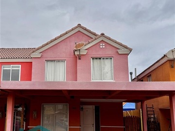 Casa en arriendo mensual en los exploradores 14011, Antofagasta - 7 dormitorios, 4 baños