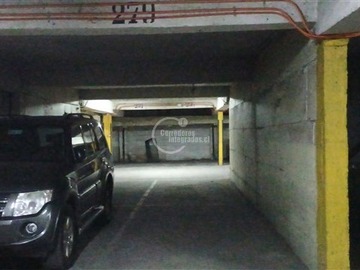 Estacionamiento en venta en Carlos Antunez con Nueva Providencia, Providencia