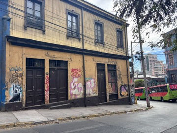 Casa en venta en Yerbas Buenas 48, Valparaíso - 5 dormitorios, 3 baños