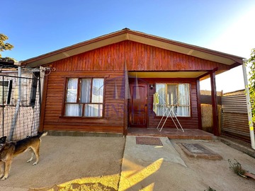 Casa en venta en Cristóbal Colón 365, Quilpué, Valparaíso 2430000, Chile, Quilpué - 7 dormitorios, 2 baños