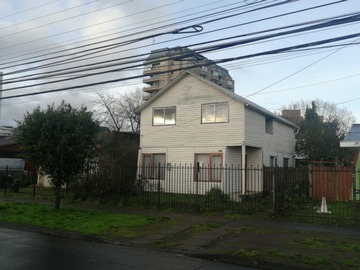 Casa en venta en Inglaterra - Recreo, Temuco - 8 dormitorios, 4 baños